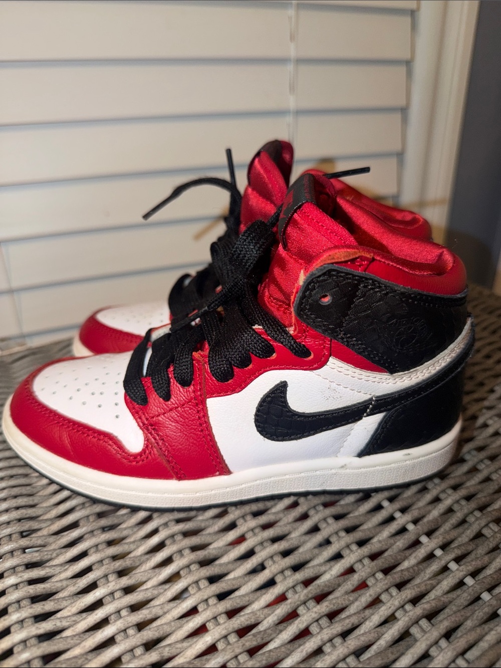 Nike Air Jordan 1 Little Boys size 13